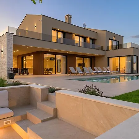 D&l By Istrialux Villa Kringa