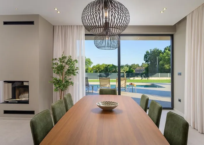 Vila D&l By Istrialux *