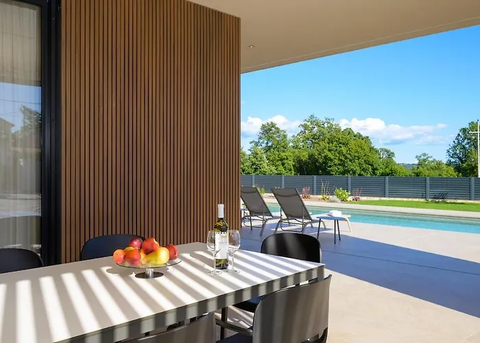 Vila D&l By Istrialux